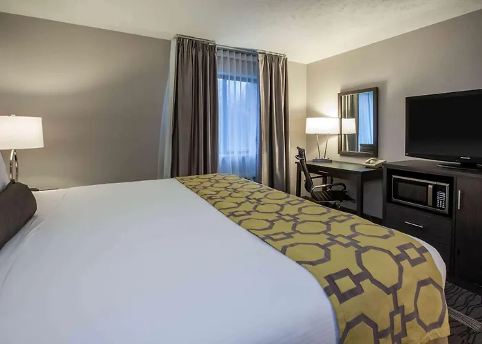 Baymont By Wyndham Traverse City